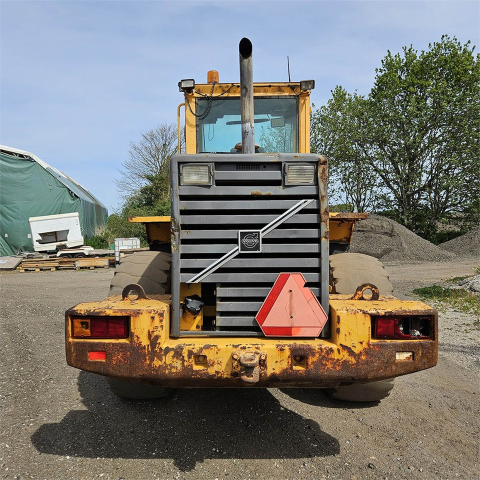Volvo L90C - Chargeuse sur pneus: photos 4 Volvo L90C - Chargeuse sur pneus: photos 4