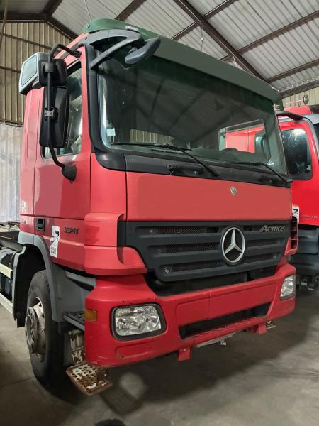 Mercedes 6X4 ACTROS 3341 - Camion ampliroll: photos 2 Mercedes 6X4 ACTROS 3341 - Camion ampliroll: photos 2