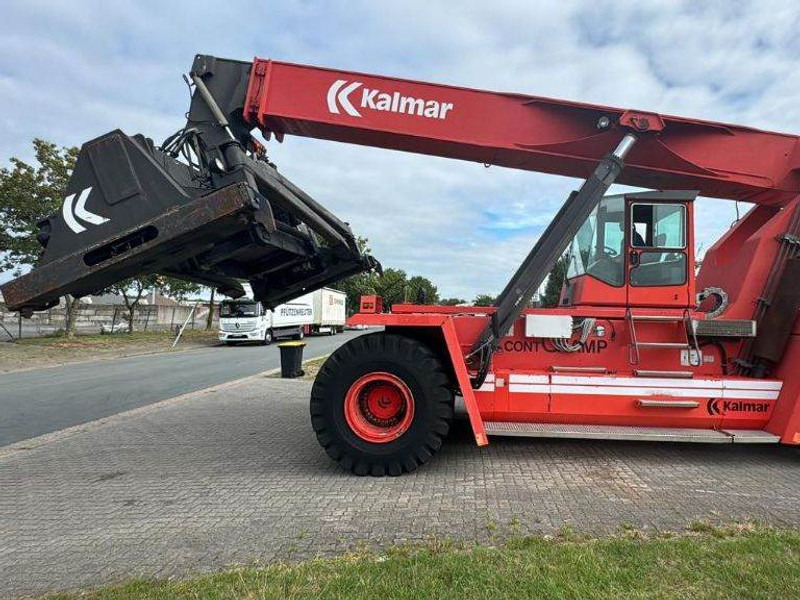 Kalmar DRD450-60C5 - Reach stacker: photos 1 Kalmar DRD450-60C5 - Reach stacker: photos 1