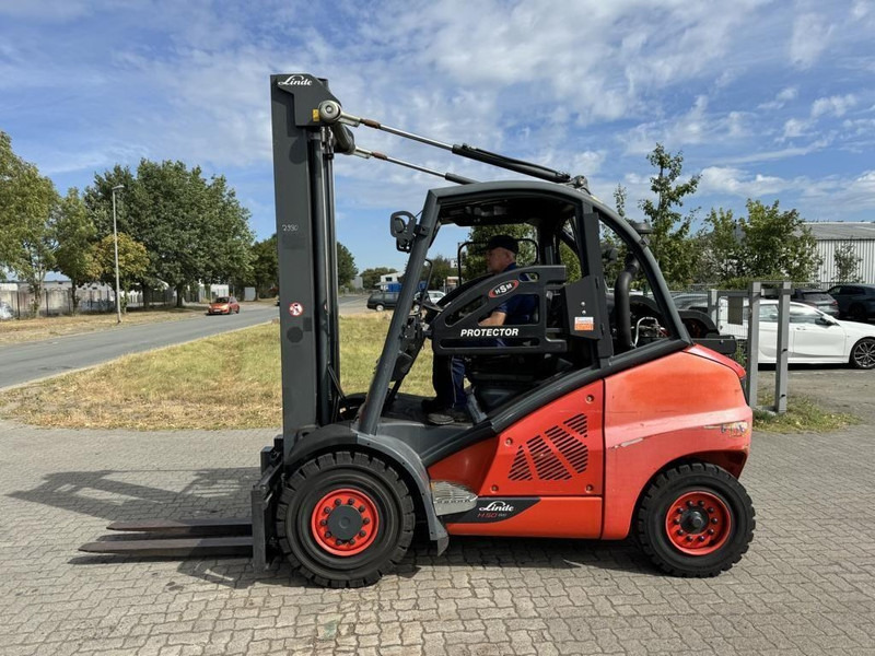 Linde H50T - Chariot élévateur à gaz: photos 5 Linde H50T - Chariot élévateur à gaz: photos 5