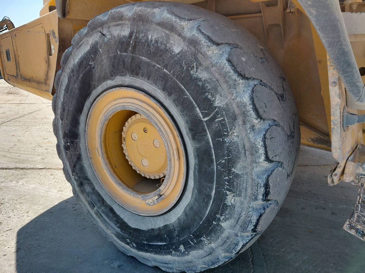 Tombereau articulé BELL EQUIPMENT NORTH AMERICA, INC. B40D: photos 9