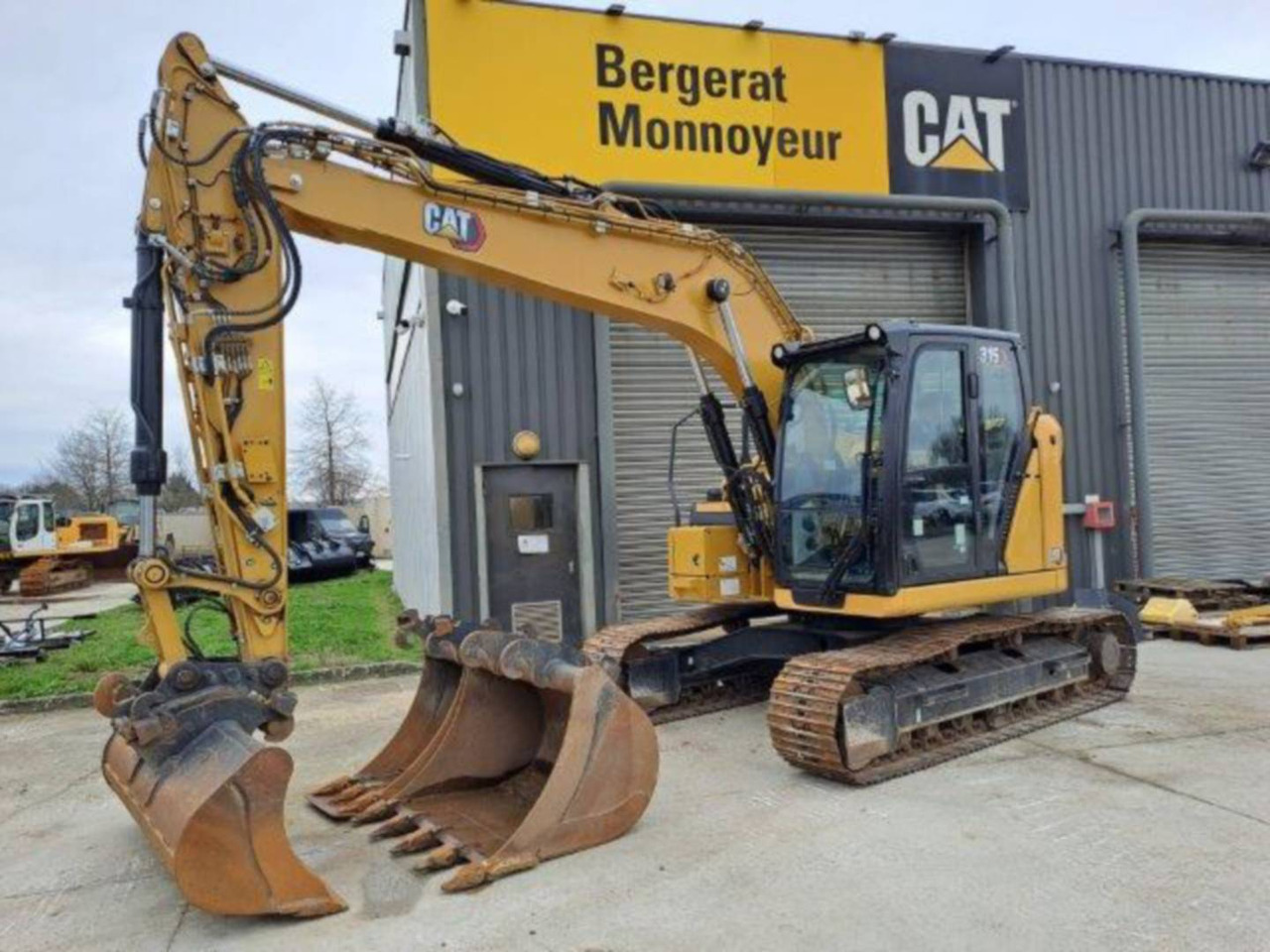 CAT 315 - Pelle sur chenille: photos 1 CAT 315 - Pelle sur chenille: photos 1