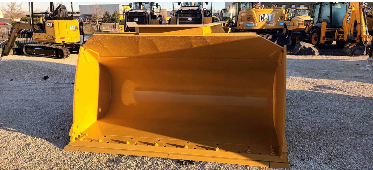 CAT GODET/966/4600L/4200L/2950MM/BUCKET - Godet: photos 1 CAT GODET/966/4600L/4200L/2950MM/BUCKET - Godet: photos 1
