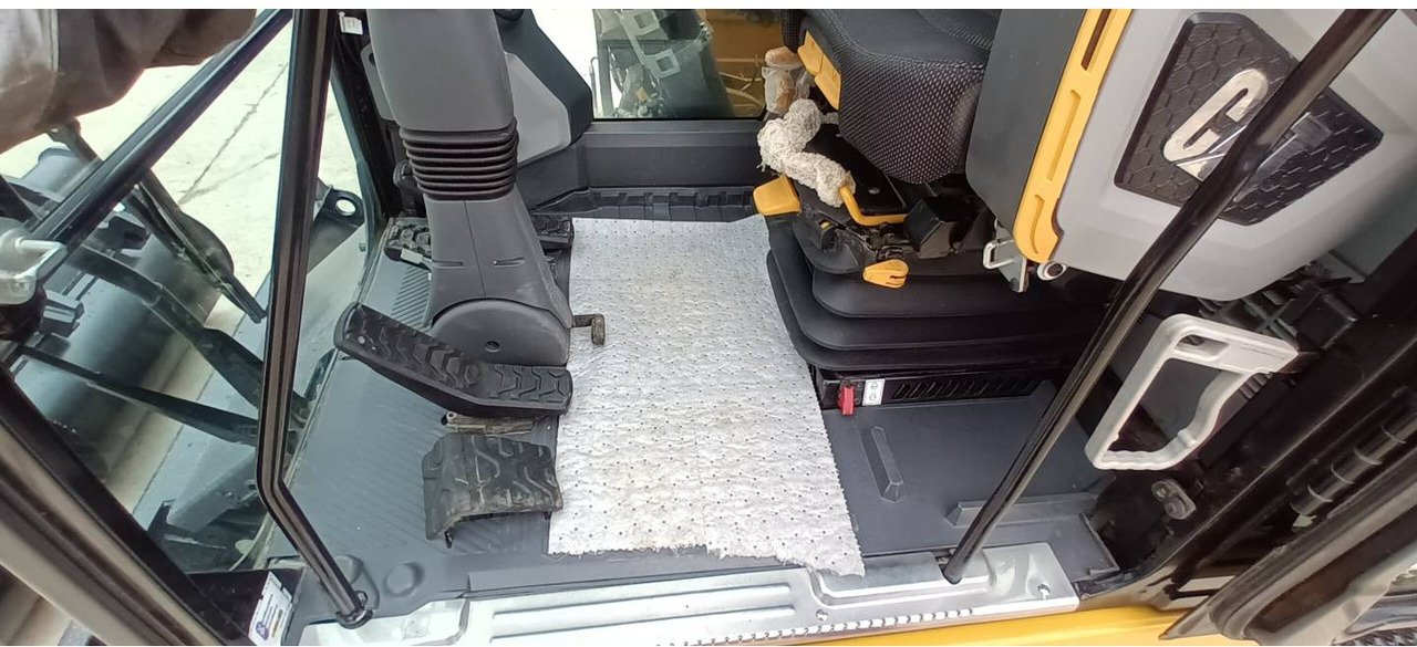 Pelle sur pneus CAT M314: photos 14