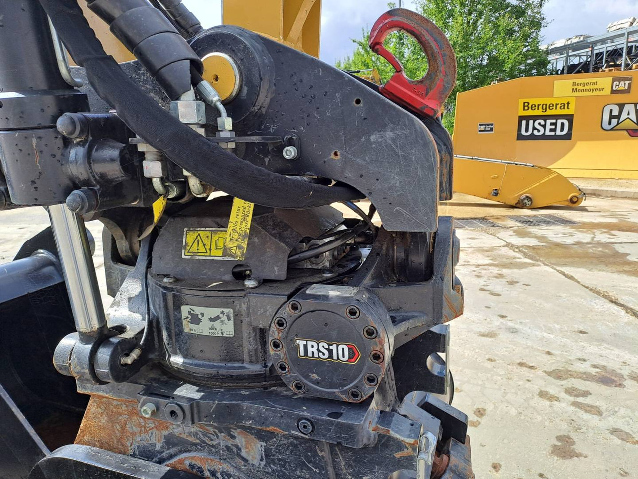 Pelle sur pneus CAT M315: photos 15