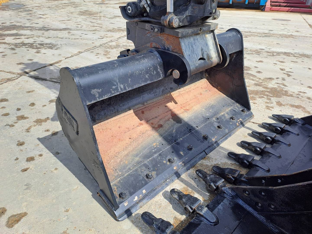 Pelle sur pneus CAT M315: photos 14