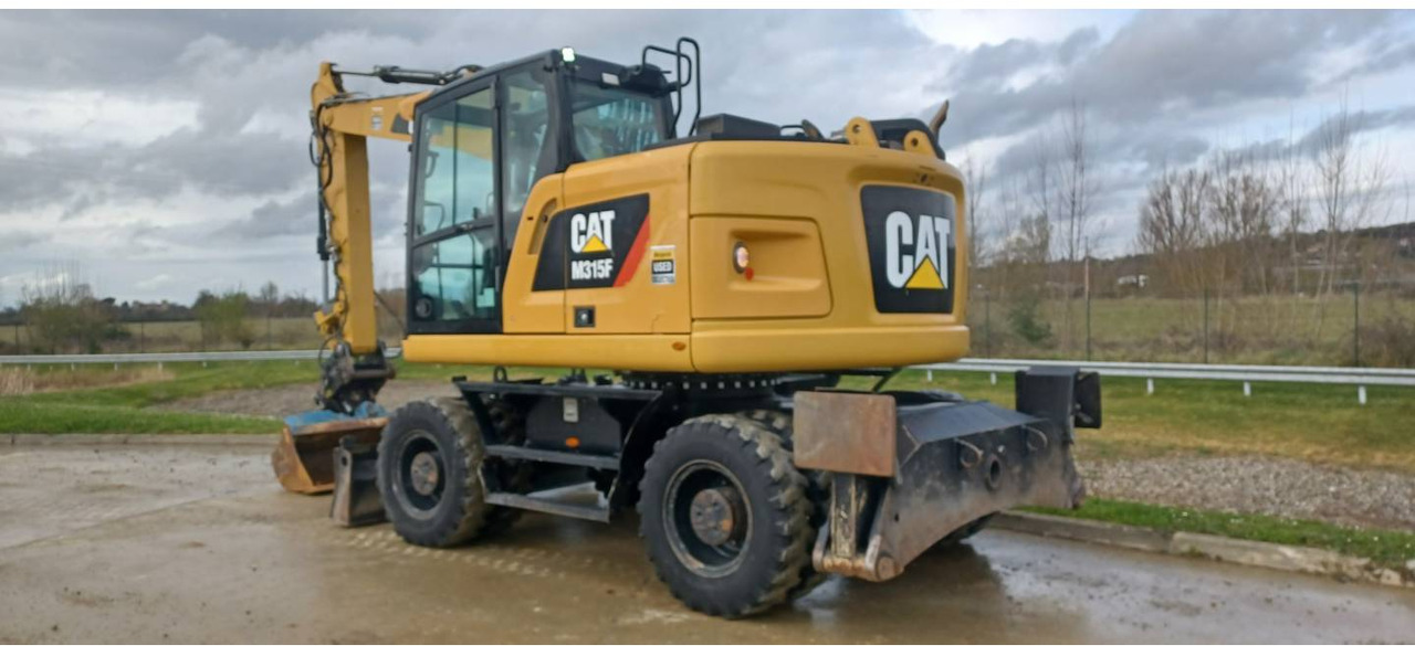 CAT M315F IVC - Pelle sur pneus: photos 4 CAT M315F IVC - Pelle sur pneus: photos 4