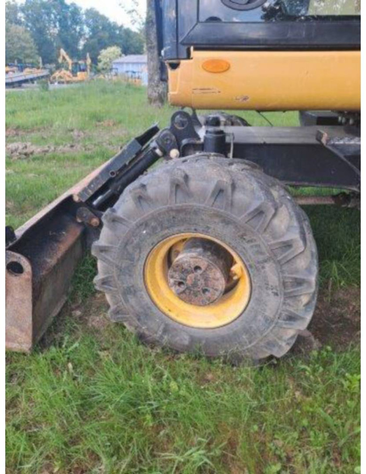 Pelle sur pneus CAT M315F IVC: photos 17