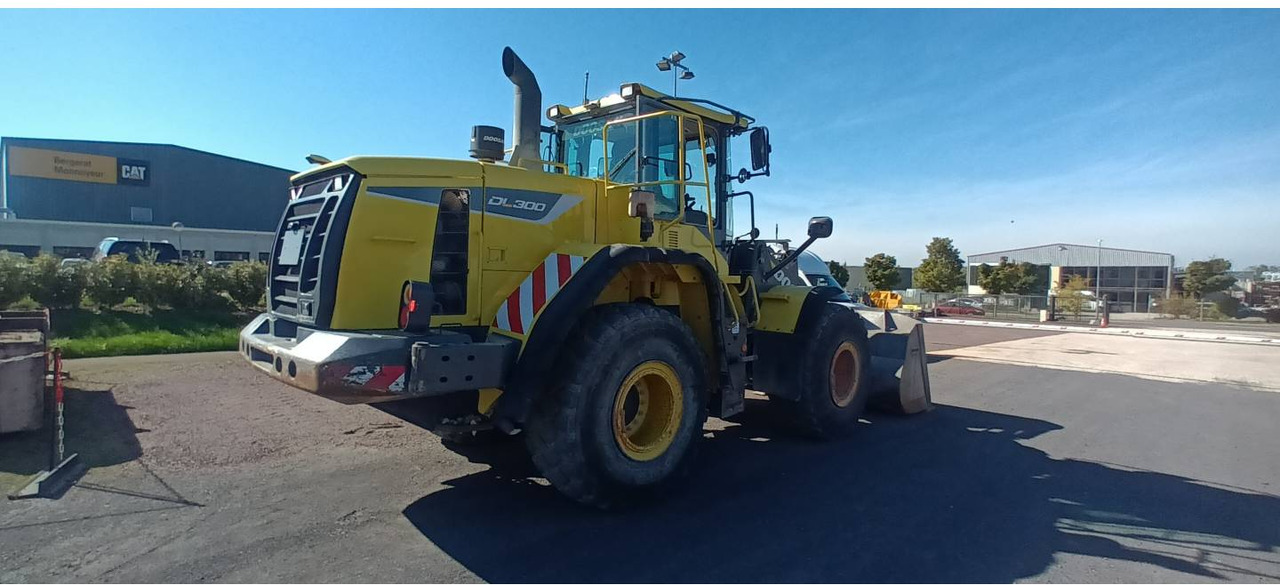 DOOSAN INFRACORE AMERICA CORP. DL300.5 - Chargeuse sur pneus: photos 3 DOOSAN INFRACORE AMERICA CORP. DL300.5 - Chargeuse sur pneus: photos 3