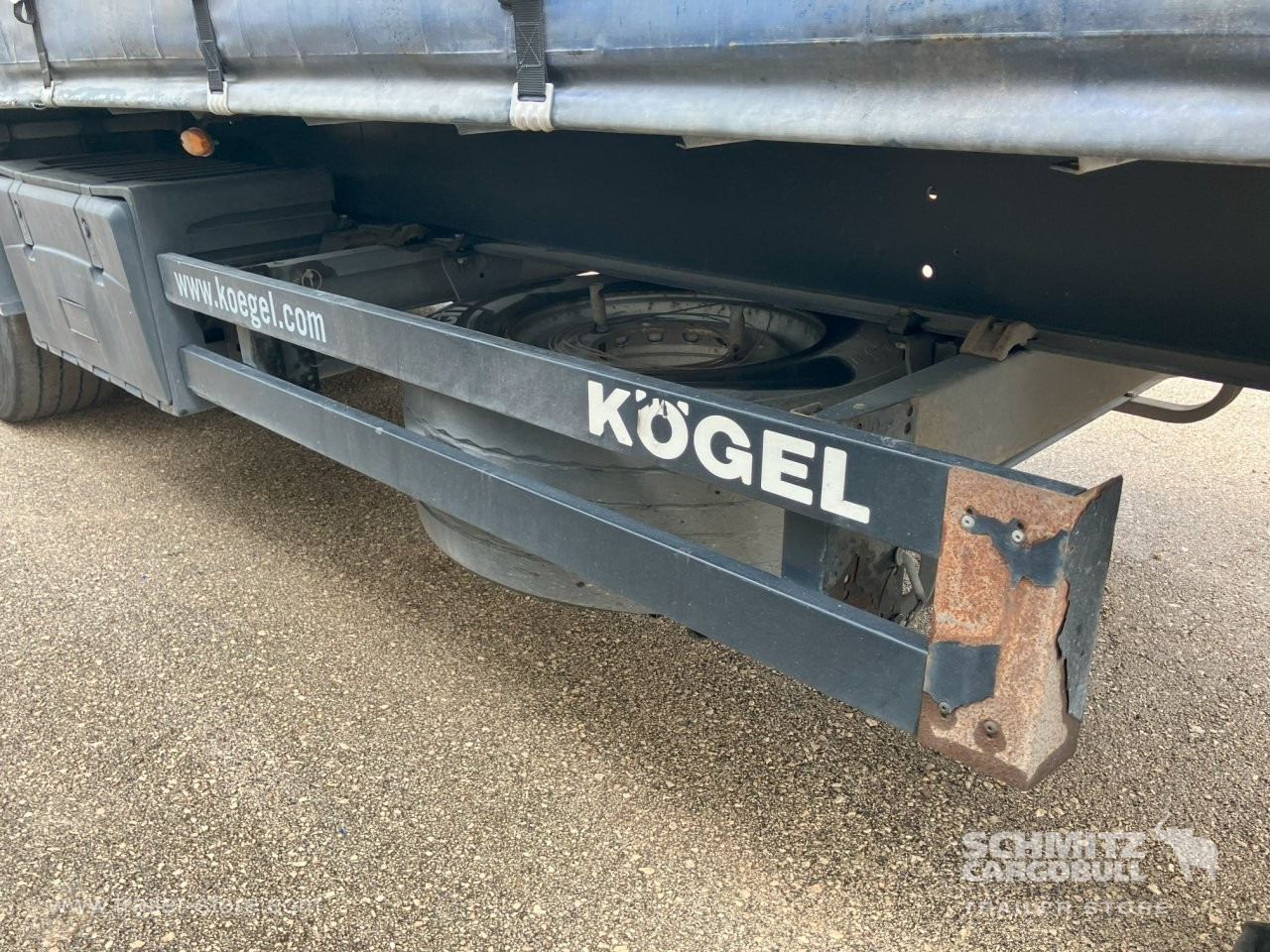 KRONE Semiremolque Lona Standard - Semi-remorque rideaux coulissants: photos 5 KRONE Semiremolque Lona Standard - Semi-remorque rideaux coulissants: photos 5