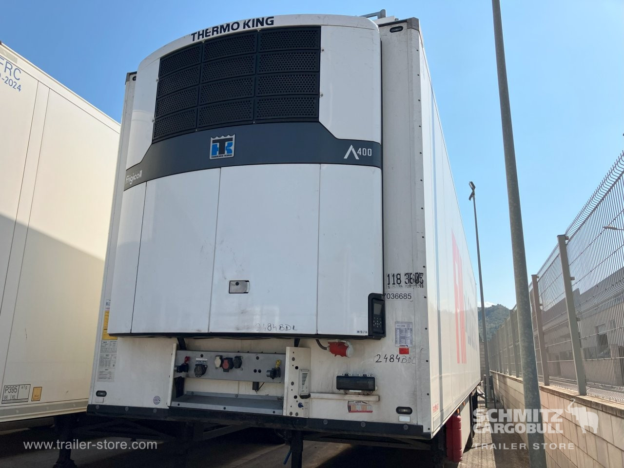 SCHMITZ Semiremolque Frigo Standard Double deck - Semi-remorque isothermique: photos 1 SCHMITZ Semiremolque Frigo Standard Double deck - Semi-remorque isothermique: photos 1