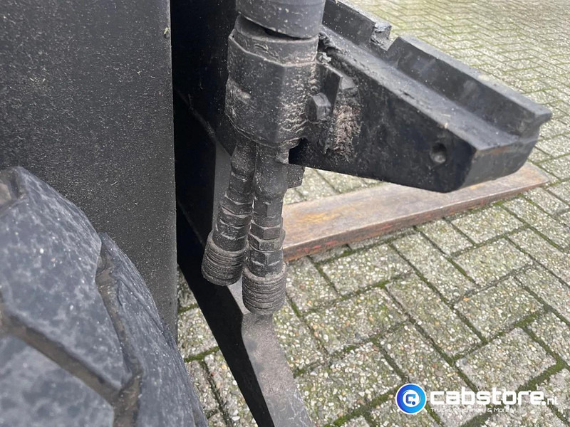 Chariot élévateur à gaz Hyster H4.00 XLS-6 hef truck - Forklift - Gabelstapler - Good condition: photos 11 Chariot élévateur à gaz Hyster H4.00 XLS-6 hef truck - Forklift - Gabelstapler - Good condition: photos 11