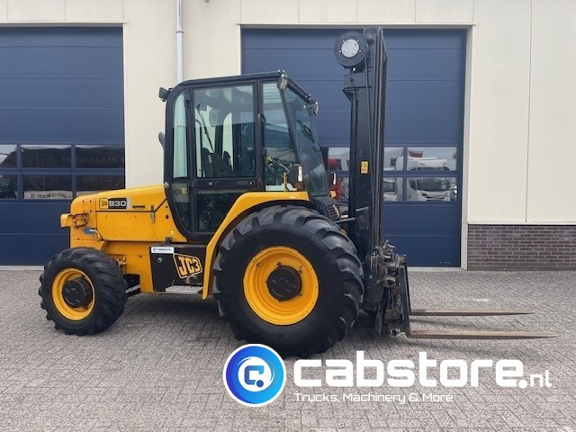 JCB 930 Off-Road forklift - Ruwterrein heftruck -Bouwjaar 2008 - 4x4 - 4WD - Side shift - Vorkverstelling - 550 cm hefhoogte - Chariot tout terrain: photos 1 JCB 930 Off-Road forklift - Ruwterrein heftruck -Bouwjaar 2008 - 4x4 - 4WD - Side shift - Vorkverstelling - 550 cm hefhoogte - Chariot tout terrain: photos 1