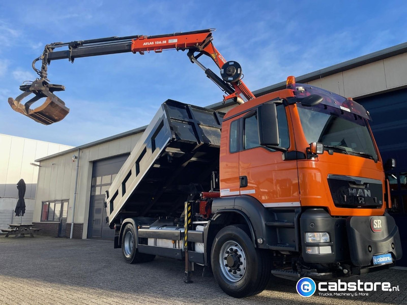 MAN TGS 18.320 4X4H BL EEV Euro 5 - ATLAS 126.3E Laadkraan - 2-zijdige kipper - Bouwjaar 2013 - Km 205.974 !! - Good condition - NL Truck - Camion benne, Camion grue: photos 2 MAN TGS 18.320 4X4H BL EEV Euro 5 - ATLAS 126.3E Laadkraan - 2-zijdige kipper - Bouwjaar 2013 - Km 205.974 !! - Good condition - NL Truck - Camion benne, Camion grue: photos 2