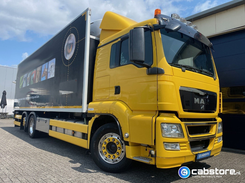 MAN TGS 26.360 6x2-2 BL Euro 5 MAN TGS 26.360 6X2-2 BL Koelwagen - Euro 5 - Laadklep - Roldeur - Carrier Supra 850 - Very good condition! - Camion frigorifique: photos 1 MAN TGS 26.360 6x2-2 BL Euro 5 MAN TGS 26.360 6X2-2 BL Koelwagen - Euro 5 - Laadklep - Roldeur - Carrier Supra 850 - Very good condition! - Camion frigorifique: photos 1