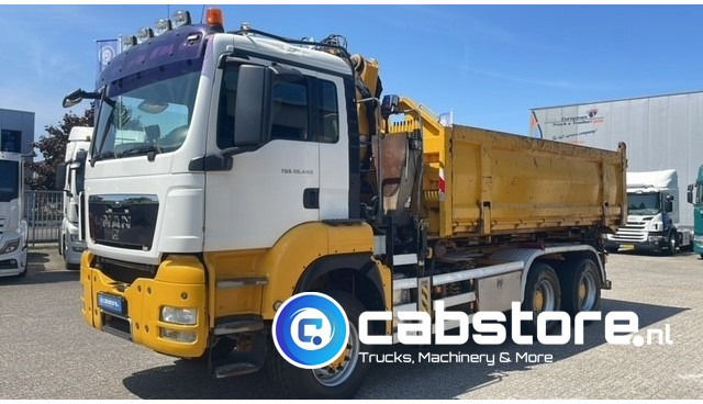 MAN TGS 26.440 6X6 BB EEV MAN TGS 26.440 Euro 5 EEV - 6X6 - Laadkraan - Kipper - Kabelsysteem - Bouwjaar 2010 - Km 657.509 - APK tot 22-11-2025 !! - Camion benne, Camion grue: photos 2 MAN TGS 26.440 6X6 BB EEV MAN TGS 26.440 Euro 5 EEV - 6X6 - Laadkraan - Kipper - Kabelsysteem - Bouwjaar 2010 - Km 657.509 - APK tot 22-11-2025 !! - Camion benne, Camion grue: photos 2