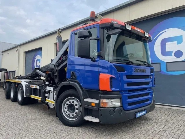 Scania P380 LB 8x4*4 HNA Euro 5 - HIAB 211 E-3 Hipro Crane with remote control + Multilift XR26S61 Hooklift - Year 2009 - Km 336.501 !! - Good condition - Camion grue: photos 2 Scania P380 LB 8x4*4 HNA Euro 5 - HIAB 211 E-3 Hipro Crane with remote control + Multilift XR26S61 Hooklift - Year 2009 - Km 336.501 !! - Good condition - Camion grue: photos 2