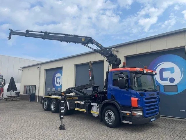 Scania P380 LB 8x4*4 HNA Euro 5 - HIAB 211 E-3 Hipro Crane with remote control + Multilift XR26S61 Hooklift - Year 2009 - Km 336.501 !! - Good condition - Camion grue: photos 1 Scania P380 LB 8x4*4 HNA Euro 5 - HIAB 211 E-3 Hipro Crane with remote control + Multilift XR26S61 Hooklift - Year 2009 - Km 336.501 !! - Good condition - Camion grue: photos 1