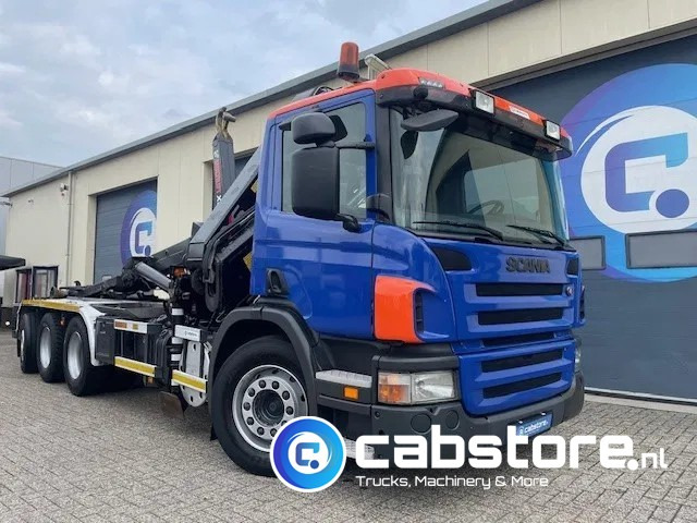 Scania P380 LB 8x4*4 HNA Euro 5 - HIAB 211 E-3 Hipro Crane with remote control + Multilift XR26S61 Hooklift - Year 2009 - Km 336.501 !! - Good condition - Camion grue: photos 2 Scania P380 LB 8x4*4 HNA Euro 5 - HIAB 211 E-3 Hipro Crane with remote control + Multilift XR26S61 Hooklift - Year 2009 - Km 336.501 !! - Good condition - Camion grue: photos 2