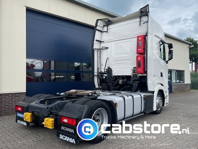 Scania S410 A 4x2 EB Euro 6 - MEGA VOLUME - RETARDER - Bouwjaar 2018 - S-Highline - Km 817.924 - Differentieelslot - Tracteur routier: photos 4 Scania S410 A 4x2 EB Euro 6 - MEGA VOLUME - RETARDER - Bouwjaar 2018 - S-Highline - Km 817.924 - Differentieelslot - Tracteur routier: photos 4