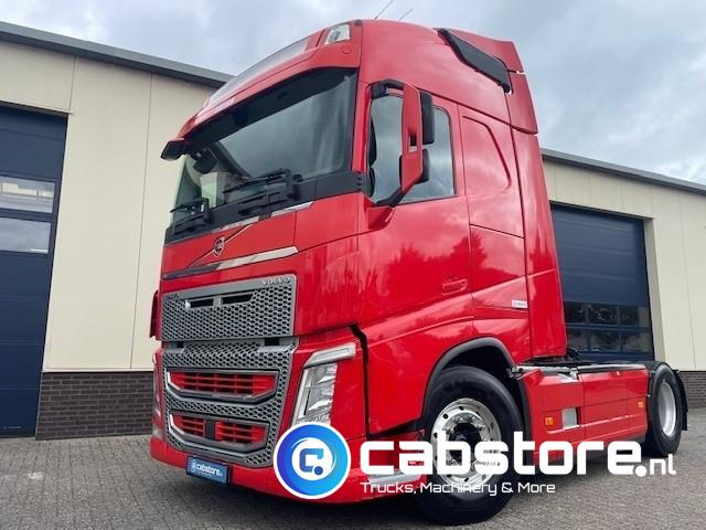 Volvo FH  500 4x2 Euro 6 - Globetrotter - VEB+ Brake - Hydraulic unit -  Bouwjaar 2013 - Tracteur routier: photos 1 Volvo FH  500 4x2 Euro 6 - Globetrotter - VEB+ Brake - Hydraulic unit -  Bouwjaar 2013 - Tracteur routier: photos 1
