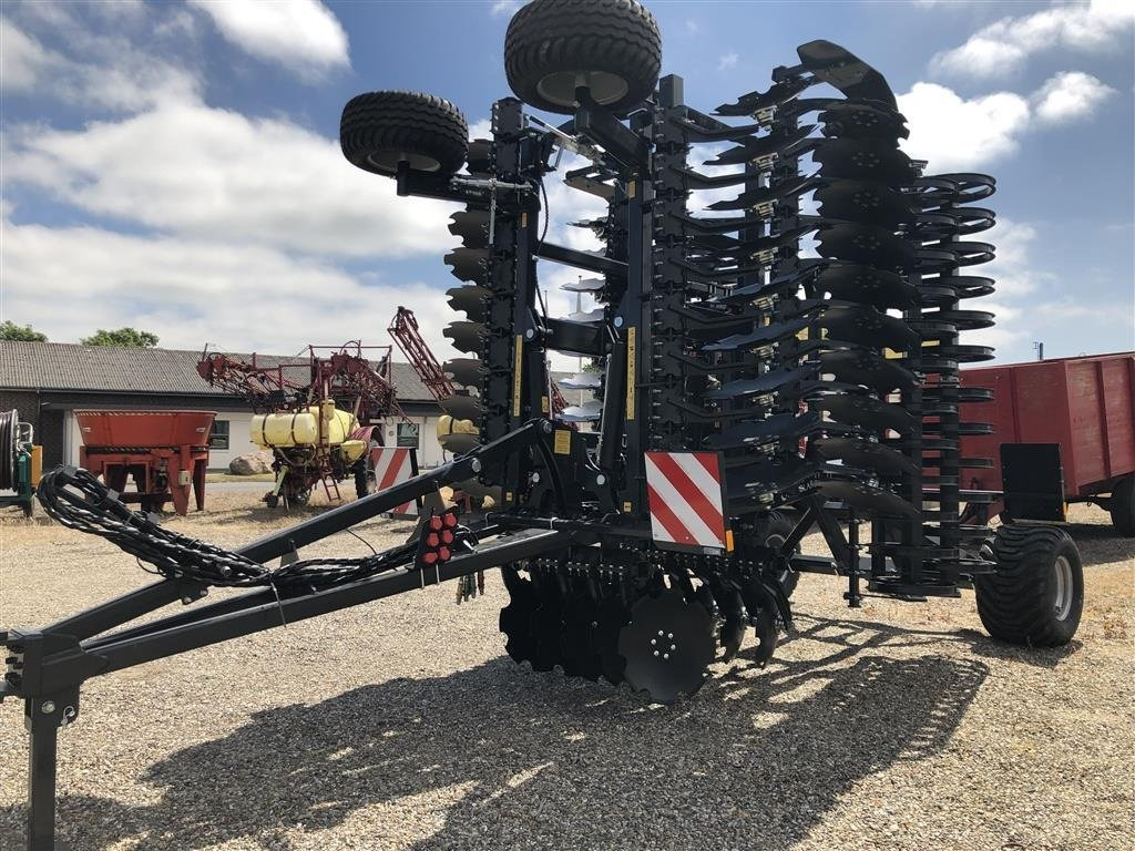 Agroland Titanum Heavy 600 - Herse rotative: photos 1 Agroland Titanum Heavy 600 - Herse rotative: photos 1