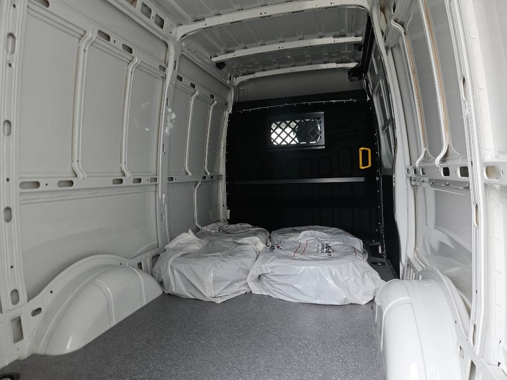 Iveco Daily 35S16 A8 12m3 - Fourgon utilitaire: photos 5 Iveco Daily 35S16 A8 12m3 - Fourgon utilitaire: photos 5