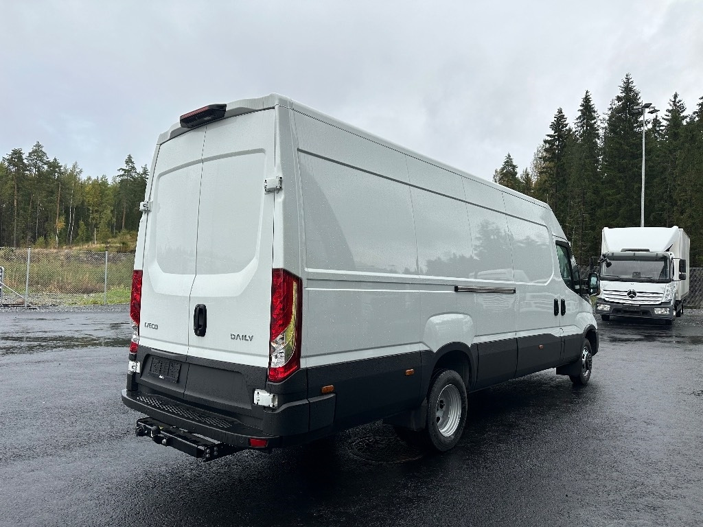 Iveco Daily 50C18A8 16m3  - Fourgon utilitaire: photos 4 Iveco Daily 50C18A8 16m3  - Fourgon utilitaire: photos 4