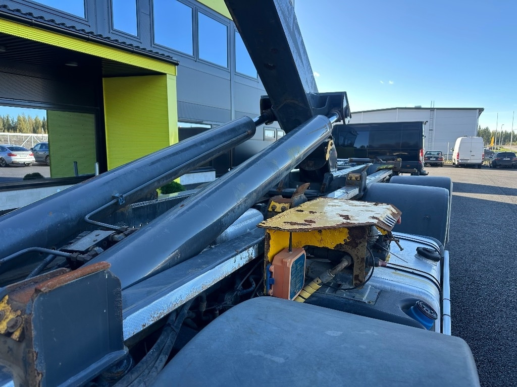 Camion ampliroll Iveco X-Way AS35S560 8x2: photos 10