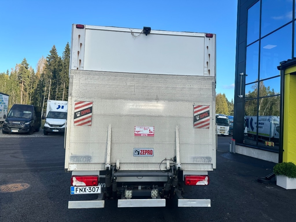 Mercedes-Benz Sprinter 516 Nouseva kori - Fourgon grand volume: photos 3 Mercedes-Benz Sprinter 516 Nouseva kori - Fourgon grand volume: photos 3