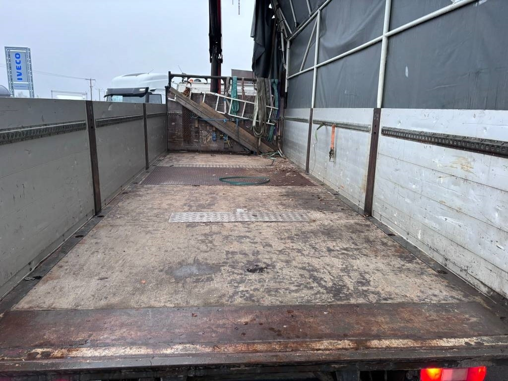 Volvo FM9 - Camion grue: photos 5 Volvo FM9 - Camion grue: photos 5