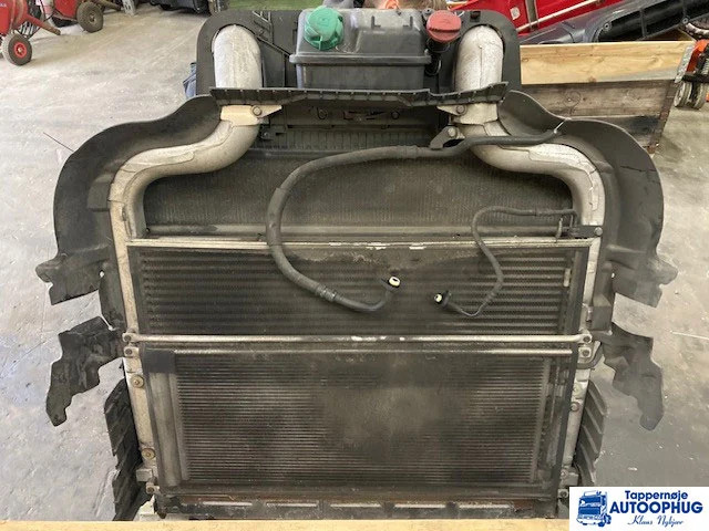 DAF Køler pakke – DAF 2204691 – DAF 2125896 – DAF 2015914 - Intercooler pour Camion: photos 4 DAF Køler pakke – DAF 2204691 – DAF 2125896 – DAF 2015914 - Intercooler pour Camion: photos 4