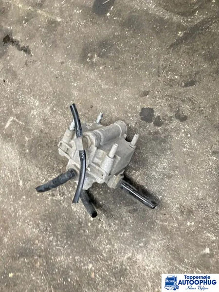 DAF Relay valave – DAF 1808338 - Relais pour Camion: photos 1 DAF Relay valave – DAF 1808338 - Relais pour Camion: photos 1