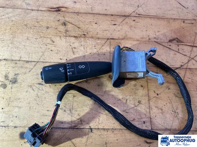 DAF Steering column switch – DAF 2122030 - Système électrique pour Camion: photos 1 DAF Steering column switch – DAF 2122030 - Système électrique pour Camion: photos 1