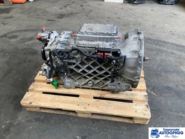 Volvo AT2812F + steering pump – Volvo 60150785 - Boîte de vitesse et pièces pour Camion: photos 3 Volvo AT2812F + steering pump – Volvo 60150785 - Boîte de vitesse et pièces pour Camion: photos 3