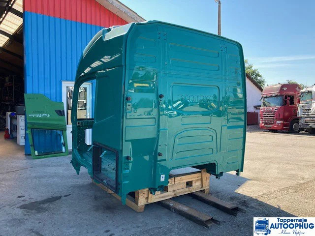 Volvo FH4 førerhus / cabine / CAP HI 215 - Carrosserie et extérieur pour Camion: photos 3 Volvo FH4 førerhus / cabine / CAP HI 215 - Carrosserie et extérieur pour Camion: photos 3