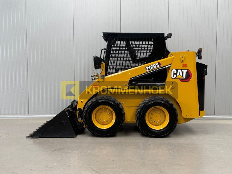 Caterpillar 216 B3 - Mini chargeuse: photos 1 Caterpillar 216 B3 - Mini chargeuse: photos 1
