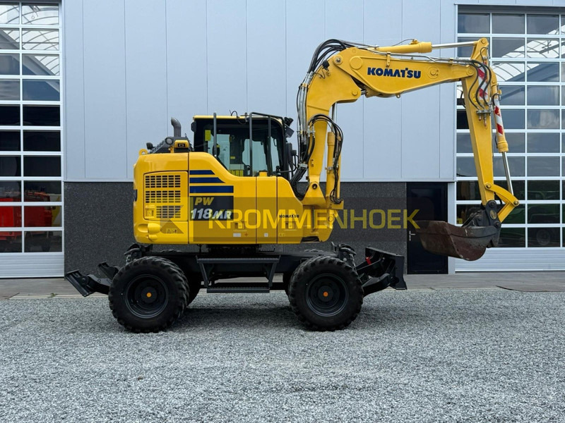 Komatsu PW 118 MR-11 - Pelle sur pneus: photos 5 Komatsu PW 118 MR-11 - Pelle sur pneus: photos 5