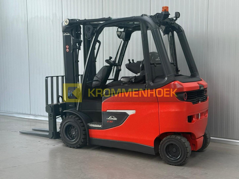 Linde E 30 HL-01/600 - Chariot élévateur électrique: photos 3 Linde E 30 HL-01/600 - Chariot élévateur électrique: photos 3