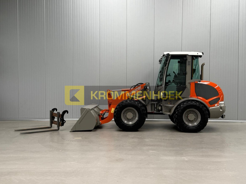 Weycor 65 E Speeder 40 km/h - Chargeuse sur pneus: photos 1 Weycor 65 E Speeder 40 km/h - Chargeuse sur pneus: photos 1