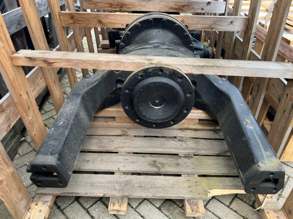 Case IH Case IH Front axle Steiger 470 Quadtrac, Steiger 5 - Essieu avant pour Tracteur agricole: photos 2 Case IH Case IH Front axle Steiger 470 Quadtrac, Steiger 5 - Essieu avant pour Tracteur agricole: photos 2