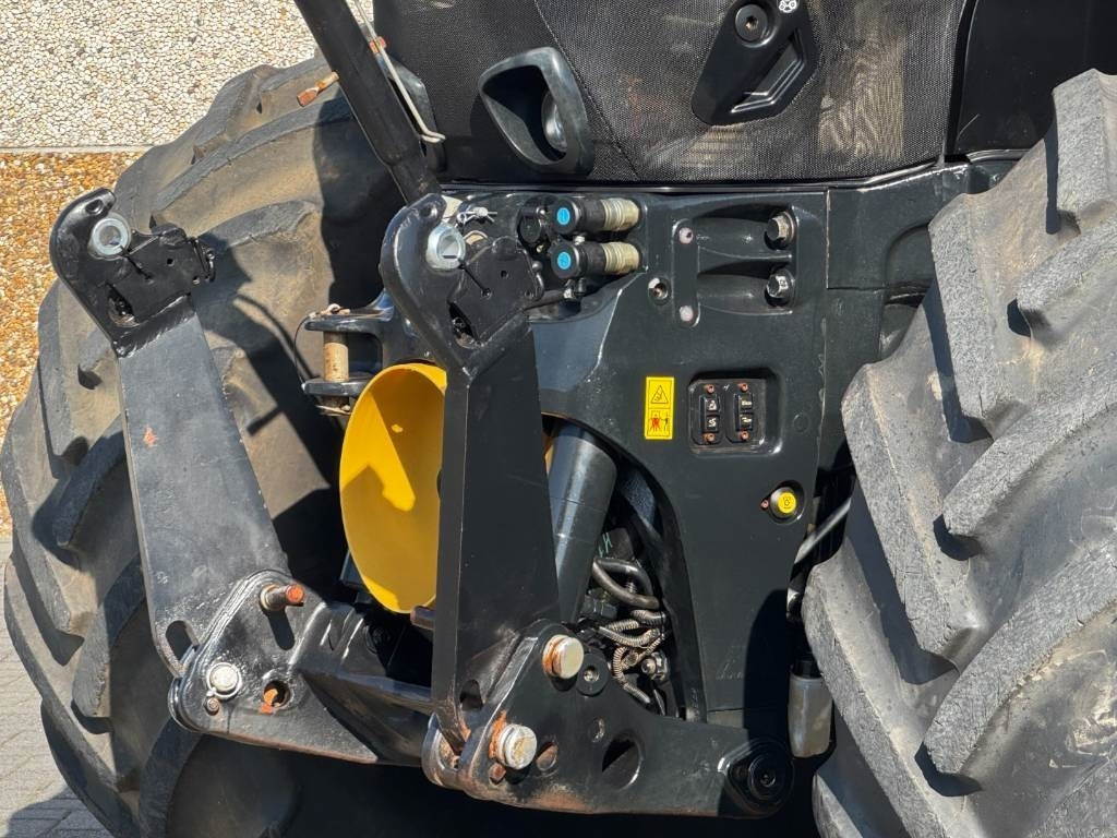 Case IH OPTUM 300 CVX, 2021, 3294 hours, frontlinkage + PT - Tracteur agricole: photos 4 Case IH OPTUM 300 CVX, 2021, 3294 hours, frontlinkage + PT - Tracteur agricole: photos 4