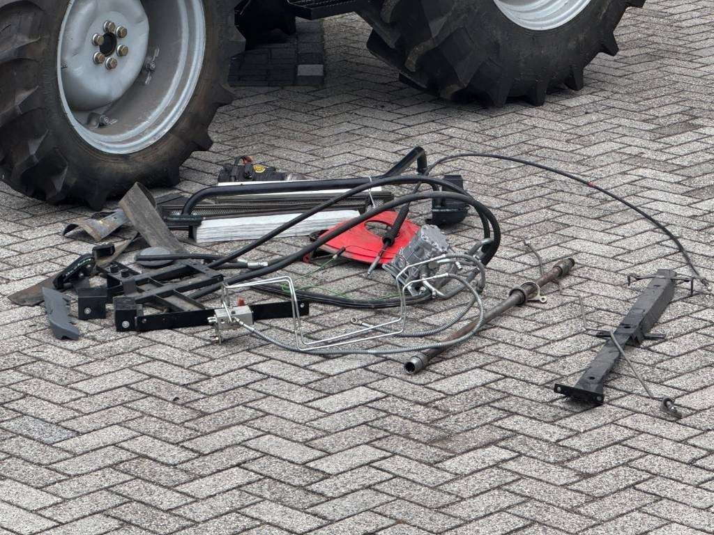 Same (Argon) / SDF Parts!!  - Tracteur agricole: photos 4 Same (Argon) / SDF Parts!!  - Tracteur agricole: photos 4