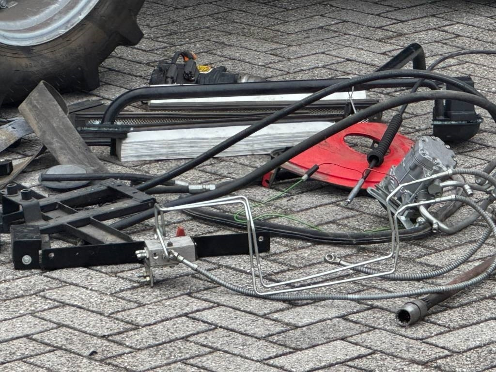 Same (Argon) / SDF Parts!!  - Tracteur agricole: photos 5 Same (Argon) / SDF Parts!!  - Tracteur agricole: photos 5