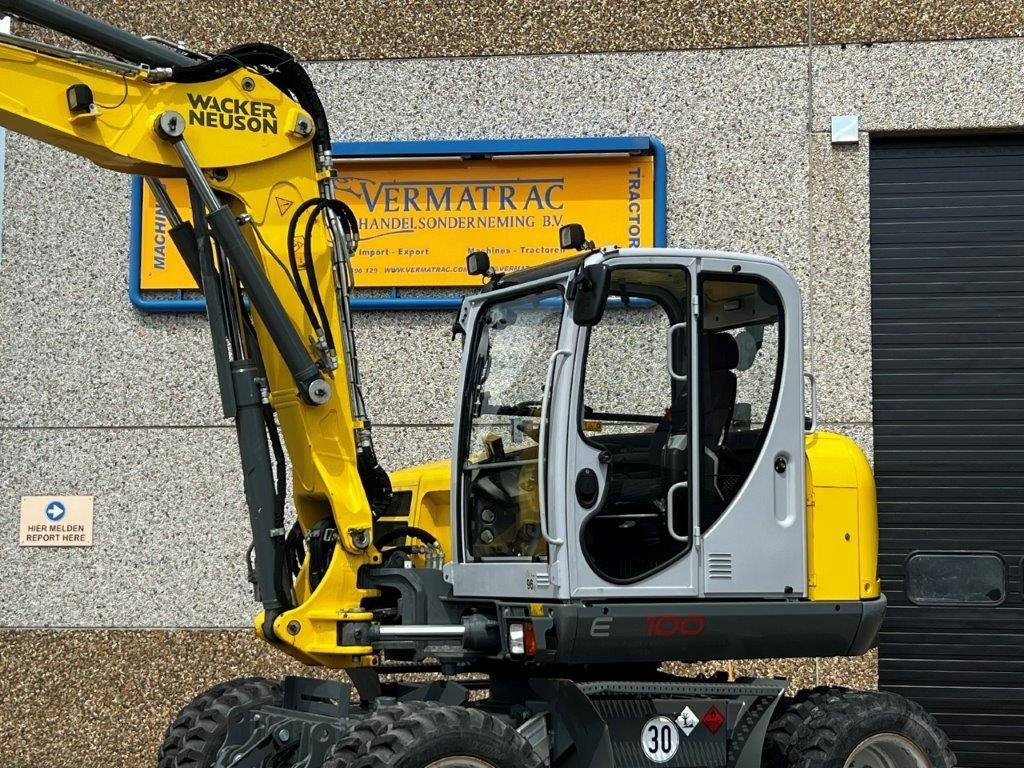 Wacker Neuson EW100 – 1376 hours – 2019!! - Pelle sur pneus: photos 5 Wacker Neuson EW100 – 1376 hours – 2019!! - Pelle sur pneus: photos 5