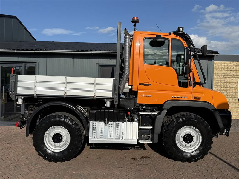 Mercedes-Benz Unimog U 218 Kipper 3 Seats 4WD AGRI Euro 6 - Camion: photos 2 Mercedes-Benz Unimog U 218 Kipper 3 Seats 4WD AGRI Euro 6 - Camion: photos 2