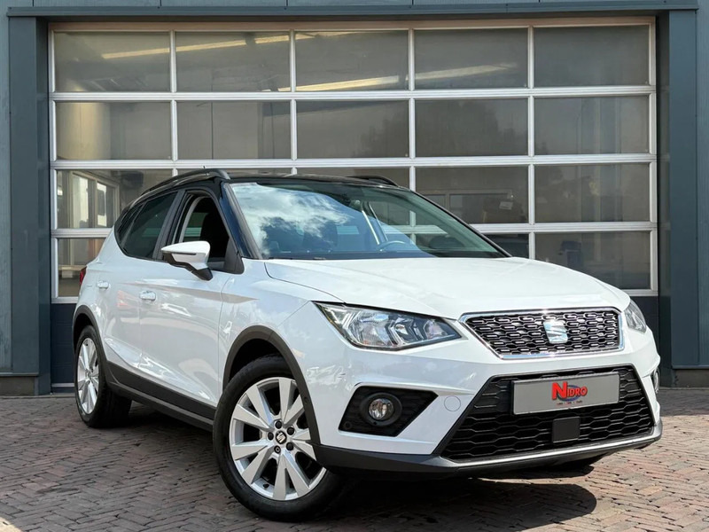 SEAT Arona 1.0 TSI Style Business Intense Carplay Dealeronderhouden Cruise Clima Navi Camera - SUV: photos 1 SEAT Arona 1.0 TSI Style Business Intense Carplay Dealeronderhouden Cruise Clima Navi Camera - SUV: photos 1