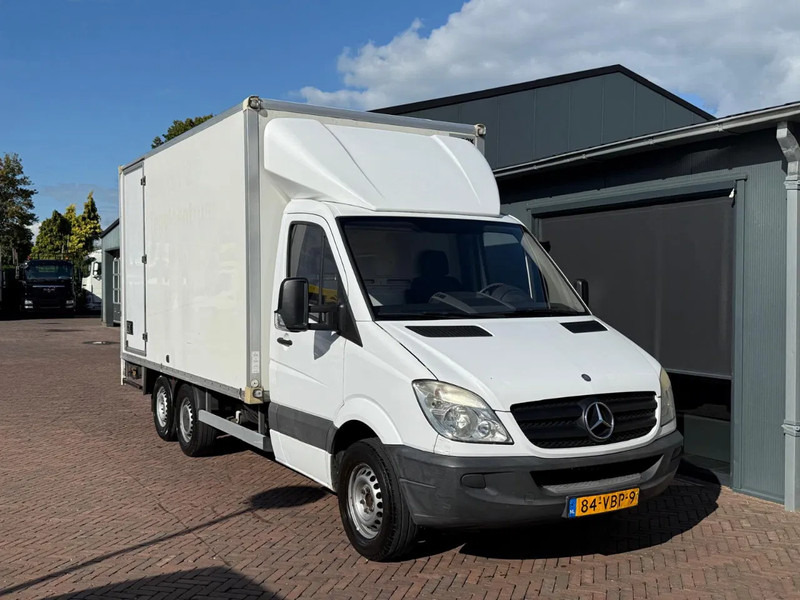 Mercedes-Benz Sprinter 311 CLixtar LBW 2.5 ton load be licence - Tracteur routier: photos 1 Mercedes-Benz Sprinter 311 CLixtar LBW 2.5 ton load be licence - Tracteur routier: photos 1