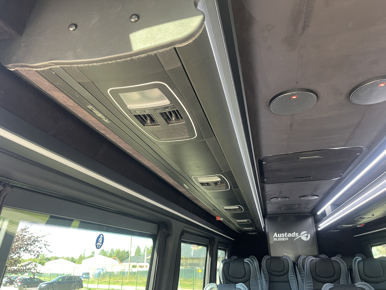 Crédit-bail de MERCEDES-BENZ SPRINTER 519 CDI (MB BUSPERFECT) MERCEDES-BENZ SPRINTER 519 CDI (MB BUSPERFECT): photos 31 Crédit-bail de MERCEDES-BENZ SPRINTER 519 CDI (MB BUSPERFECT) MERCEDES-BENZ SPRINTER 519 CDI (MB BUSPERFECT): photos 31