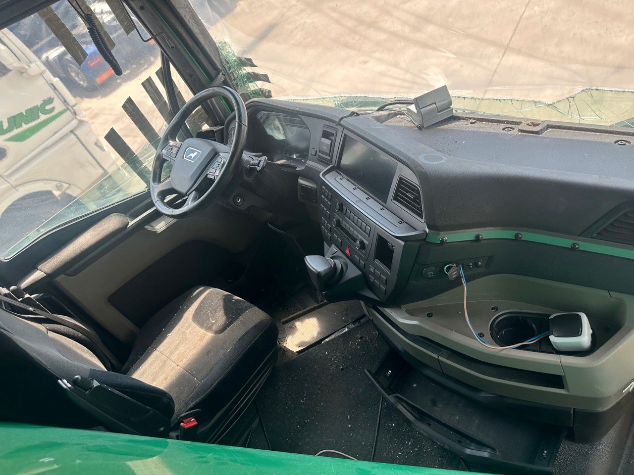 MAN TGX 18.540 4X2 LLS - Tracteur routier: photos 5 MAN TGX 18.540 4X2 LLS - Tracteur routier: photos 5